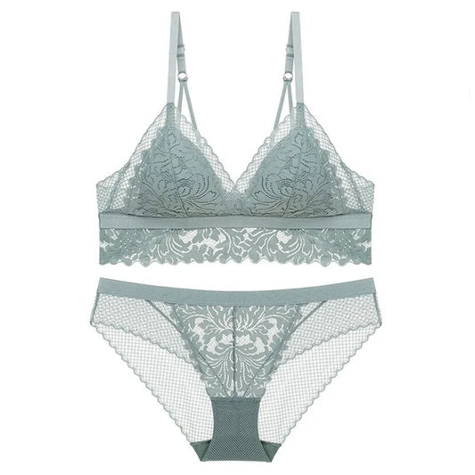 Bra & Brief Sets Sexy Lace Thin Cotton Lined Triangle Cup Wireless Bra and Panties Set Underwear Small Breasts Women Lingerie