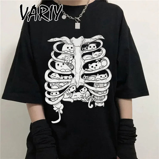 Gothic Black Women T-Shirts Little Cats Group On The Skeleton Anatomy Organ Structure Graphic Tshirt For Women Crew Neck Women Tops & Tees