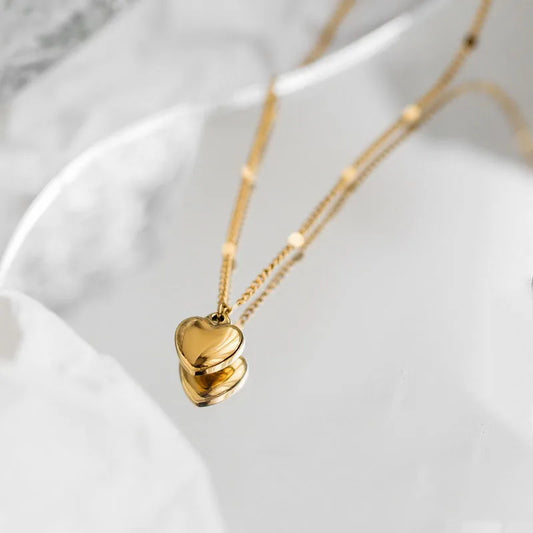 Stainless Steel Heart Pendant Necklace Pretty Design Gold Color Hot Selling Chain Necklace women jewellery