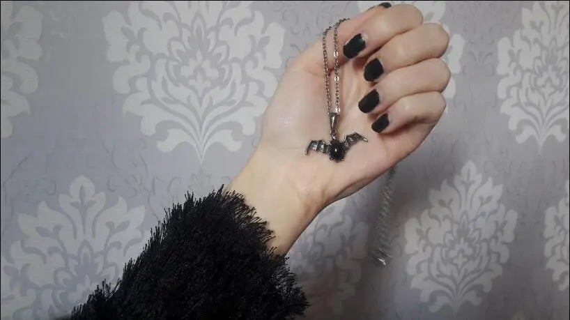 quality cool hip hop rock punk Gothic Black stone gem Vampire bat necklace party gift love chain vintage fashion jewellery - Women Jewellery - Girl Jewellery - Women Accessory - Girl Accessory