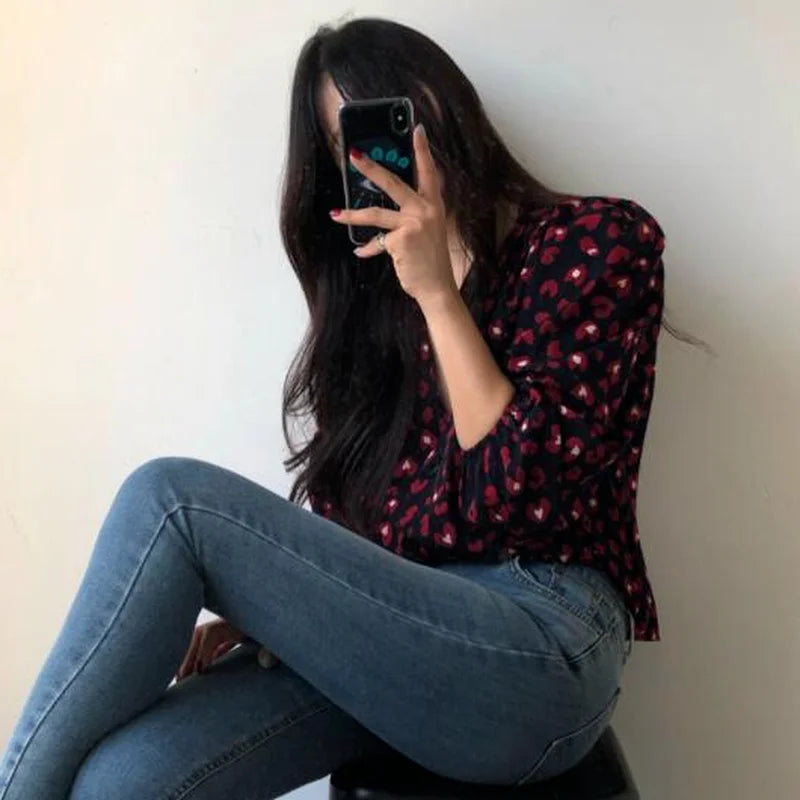 Shirt Woman Vintage Printed V-neck Sexy Korean Style Top Sweet Lantern Sleeve Retro Chic All-match Spring Autumn Single-Breasted Women Tops