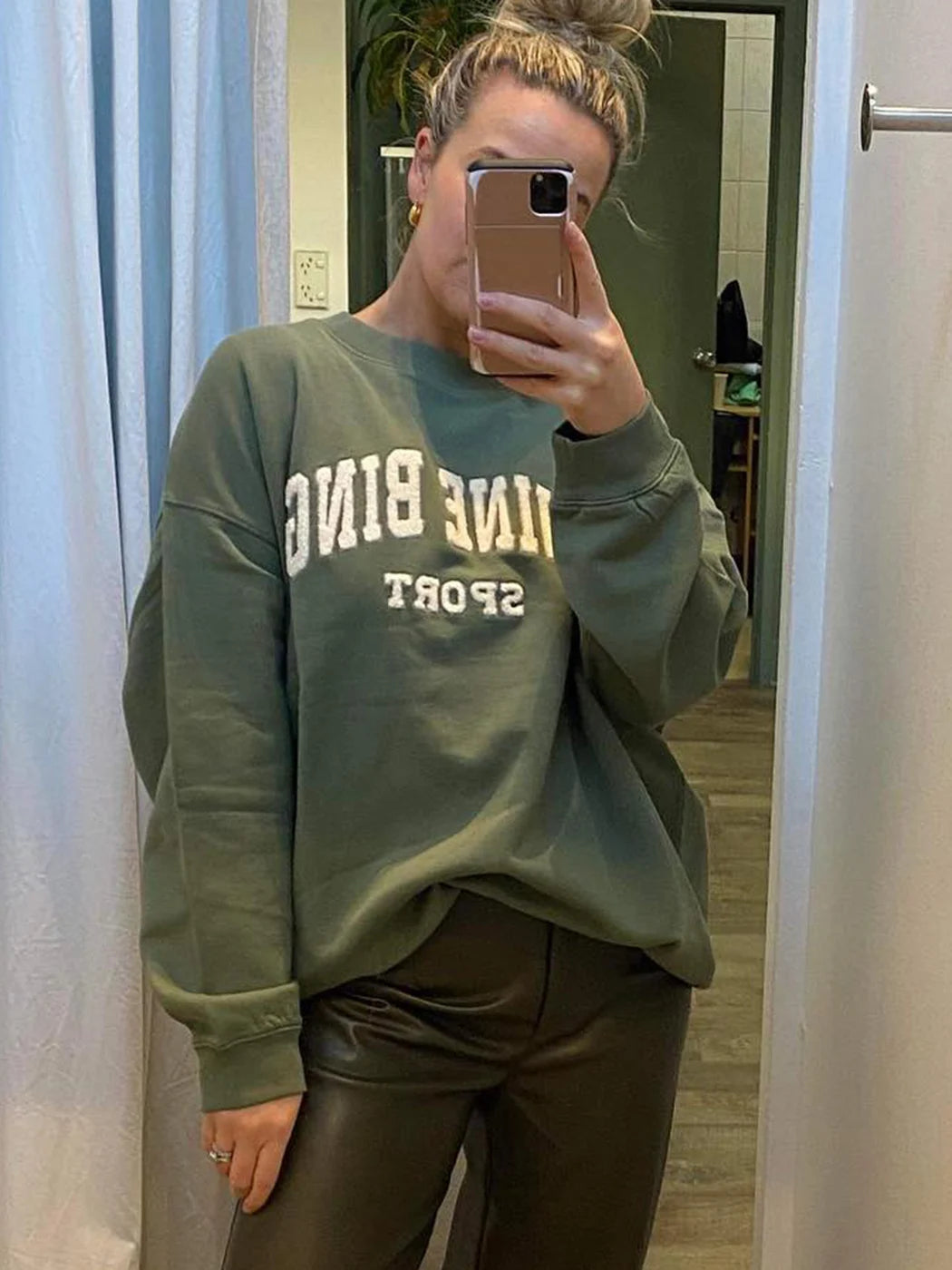 Letter Flocking Green Sweatshirt Women Spring Autumn Clothing Vintage Sweatshirts Tops Women Fashion Loose Hoodie Top Chic Women Casual