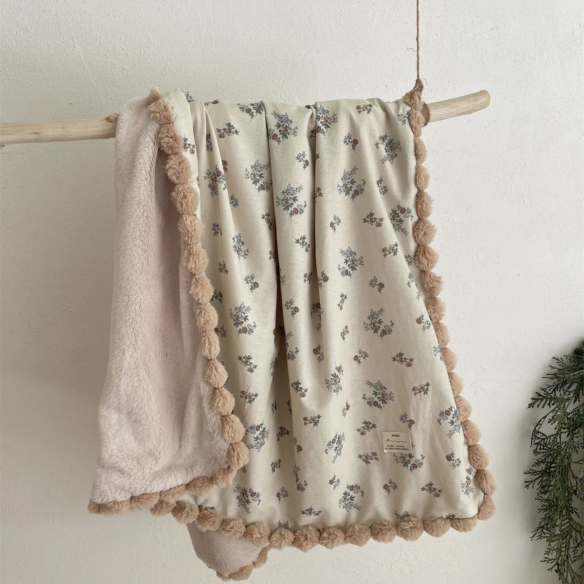 Warm Winter Baby Blanket Pompom Blush Sprigs and Blooms Minky Blanket Floral Baby Blanket Quilt Bedding Cover 90*130cm Bedding