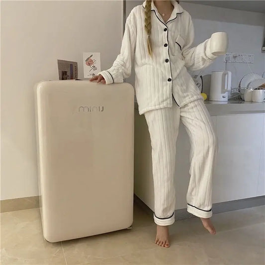 Thick Pajama Sets Single Breasted Soft Loose Lounge Wear Comfortable Female Sleepwear Coral Fleece Simplicity New Pyjamas women sleep